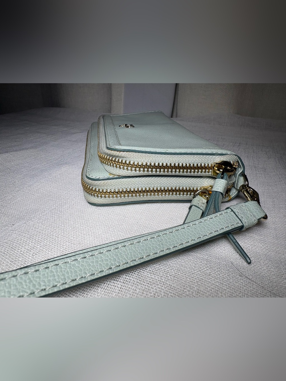 Kate Spade New York Mint Green Pebbled Leather Double Zip Wristlet Wallet - Picture 5 of 11